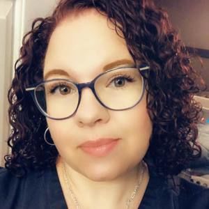 Meet your Posher, Julie-ann